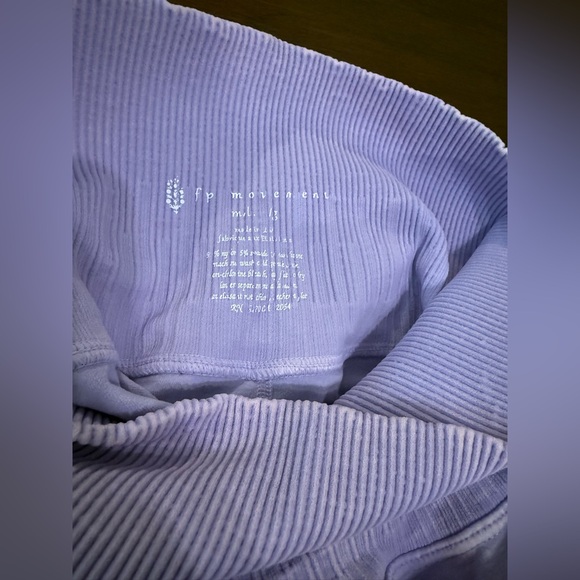 NWOT IR Free People Shanti Yoga Leggings, Lilac, Size M/L - Picture 4 of 4